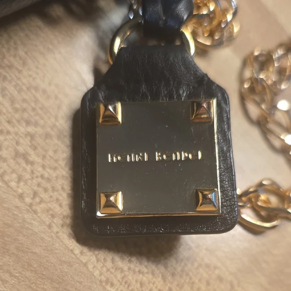 Henri Bendel Black Leather Crossbody Bag with Gold Chain - Picture 10 of 12